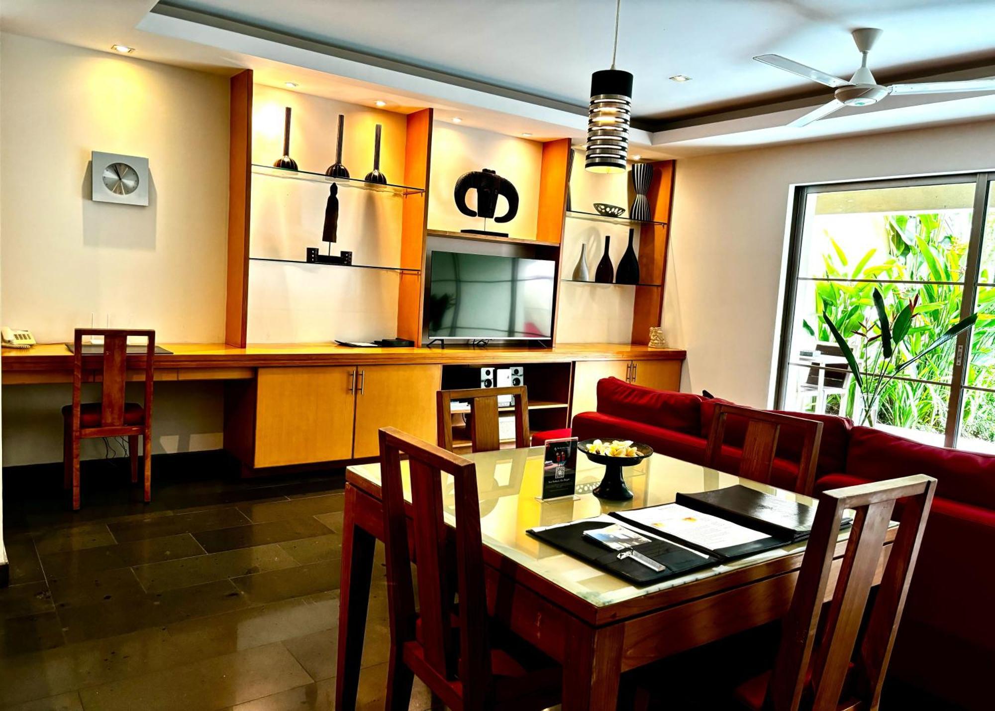 Bali Island Villas And Spa Seminyak Exterior foto